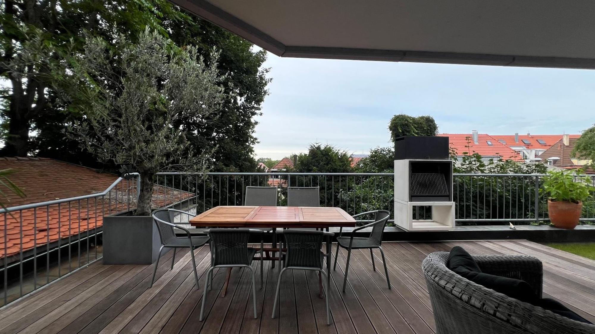 Ludwigshome Luxus - Zentral, Kostenloser Parkplatz, Terrasse 루드빅스부르크 외부 사진